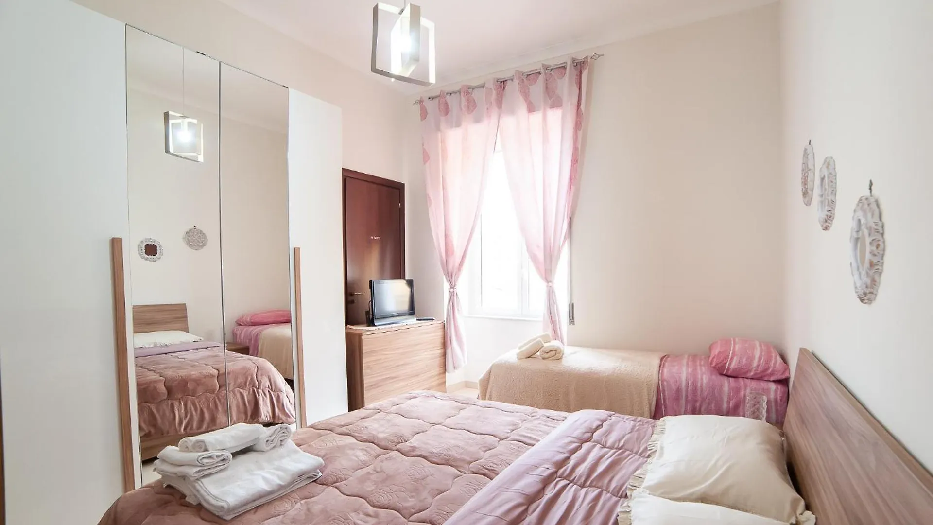 Casarellanana Apartment Naples Italy