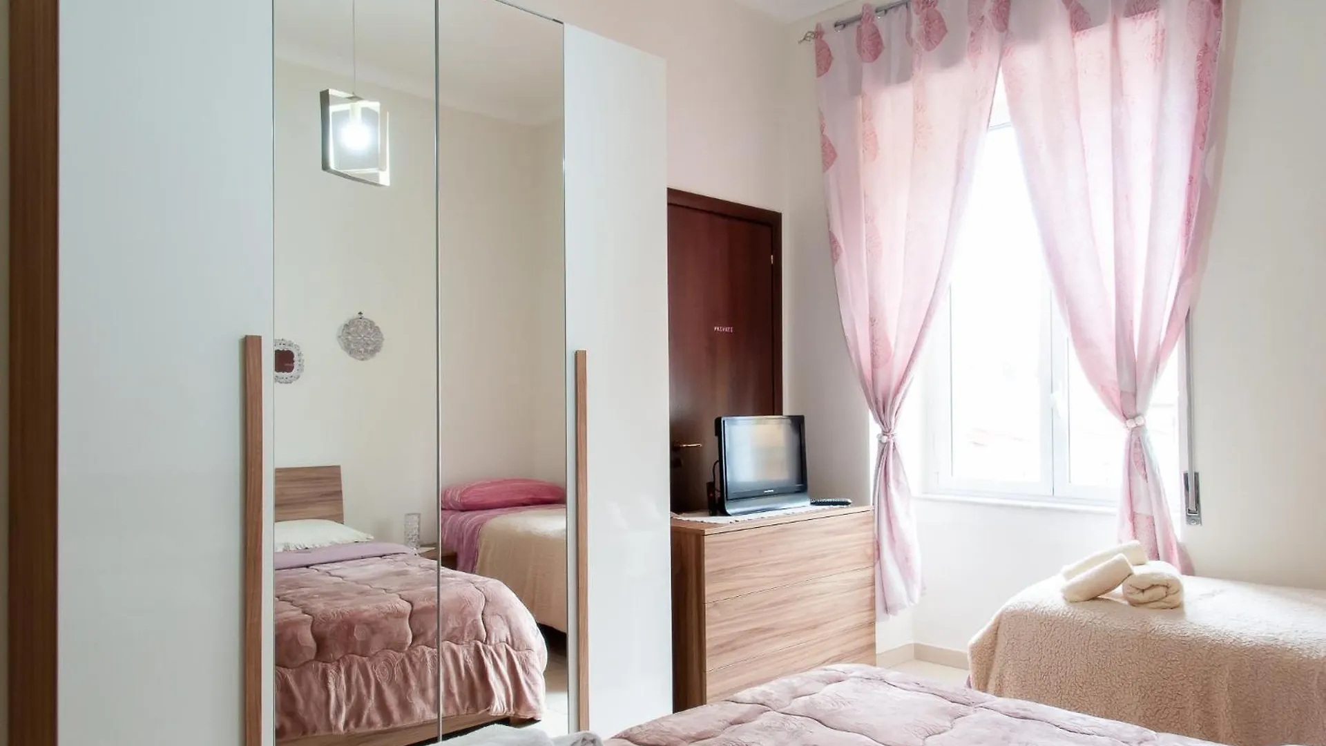 Casarellanana Apartment Naples Italy